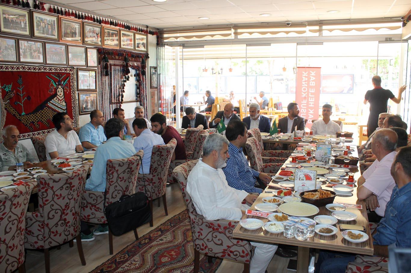 HÜDA PAR Genel Başkanı Yapıcıoğlu gündemi değerlendirdi HÜDA PAR Genel Başkanı Yapıcıoğlu gündemi değerlendirdi